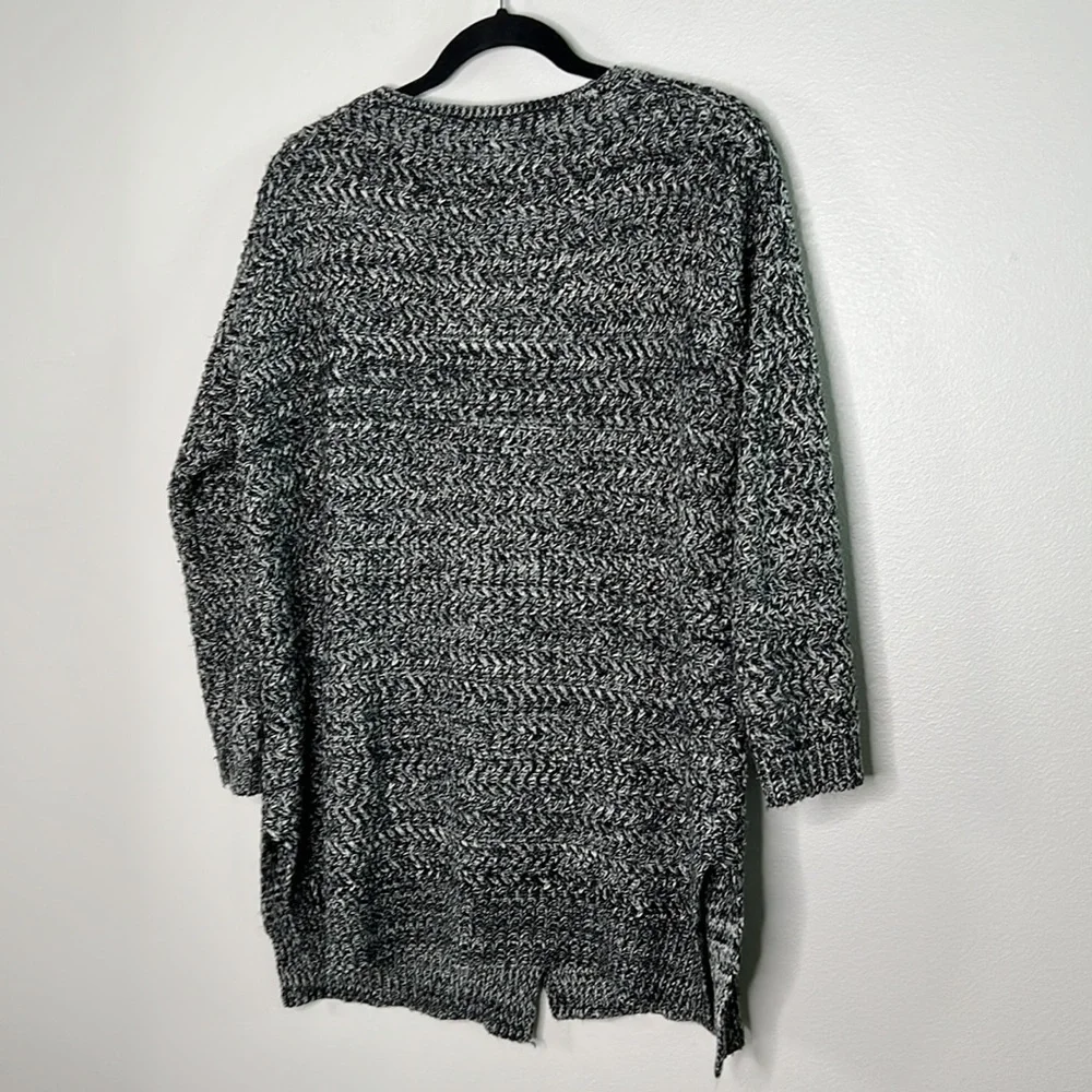 MILLAU Oversized chunky knit large button front Cardigan with pockets size Med